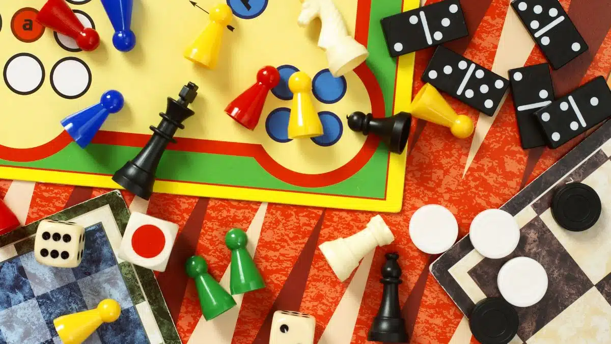 Atividades e Brincadeiras Educativas para Colônia de Férias - iEducação Jogos de Tabuleiro .