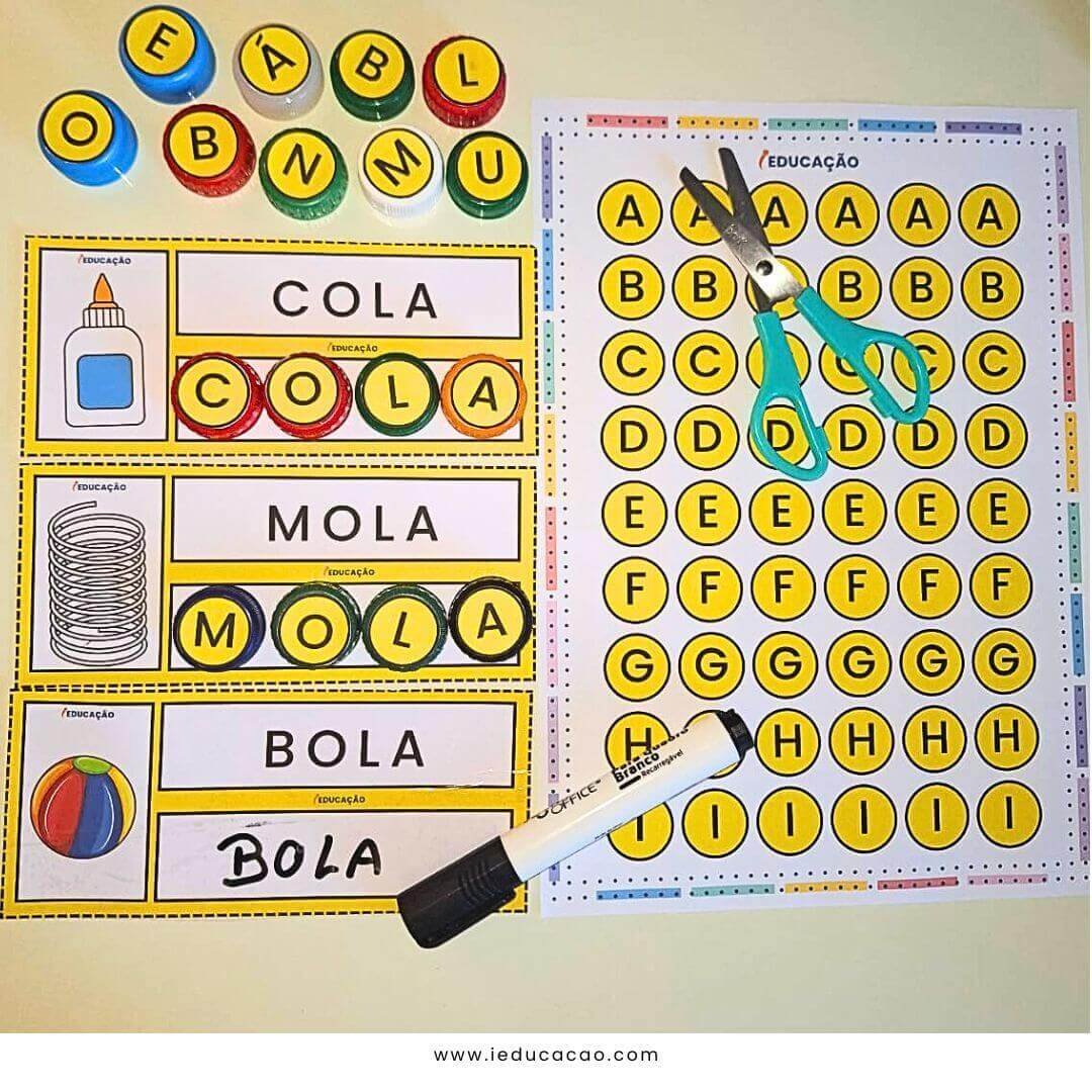 Letras do Alfabeto móvel para imprimir e montar palavras com tampinhas de garrafa PET + Fichas de leitura com palavras simples